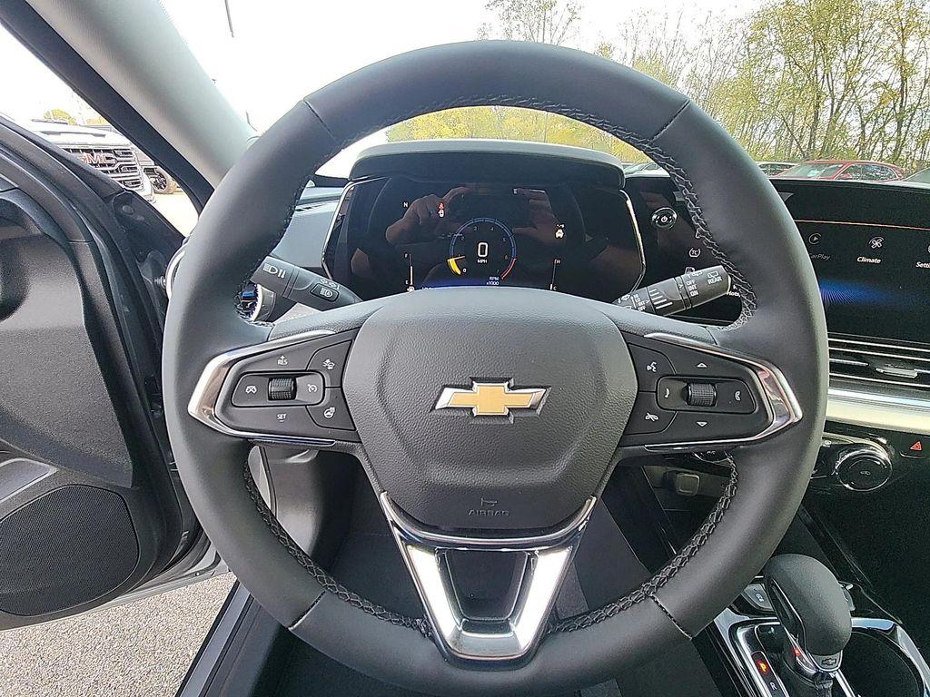 new 2026 Chevrolet Trax car, priced at $24,685