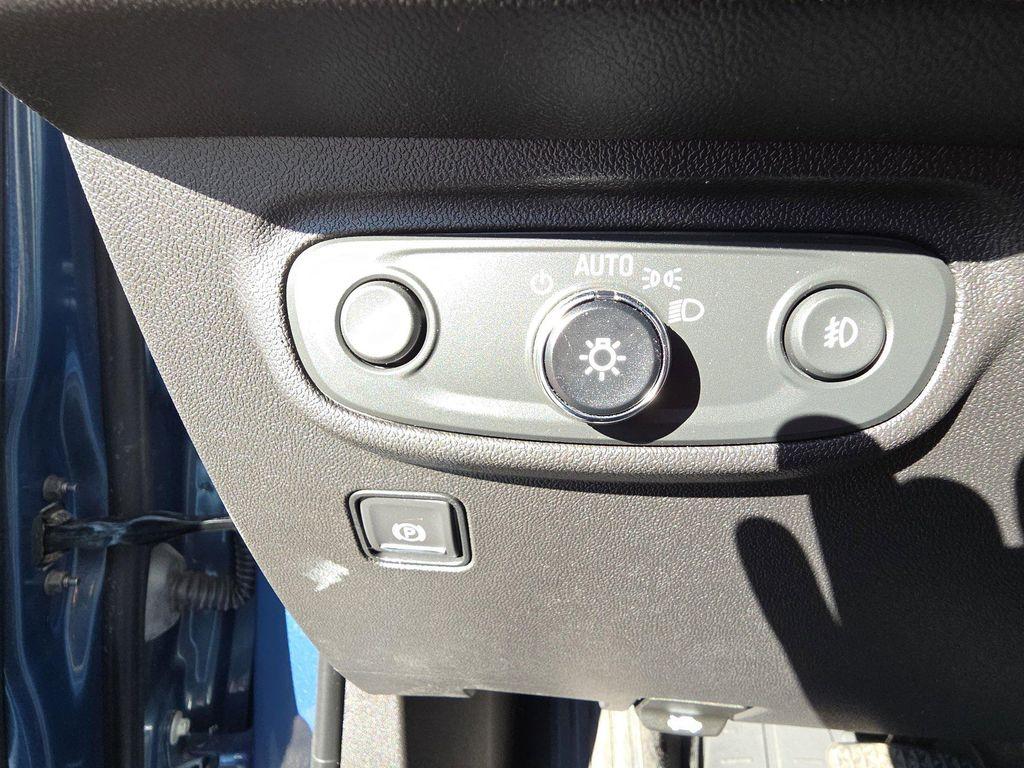 used 2024 GMC Terrain car, priced at $22,579