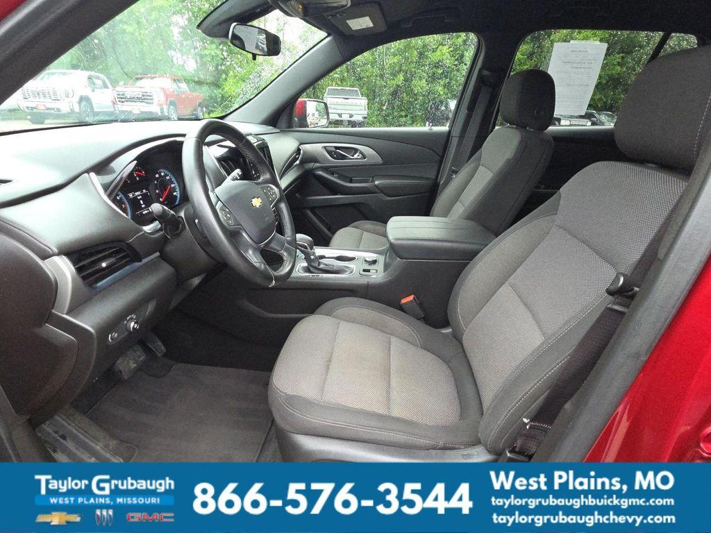 used 2023 Chevrolet Traverse car, priced at $23,500