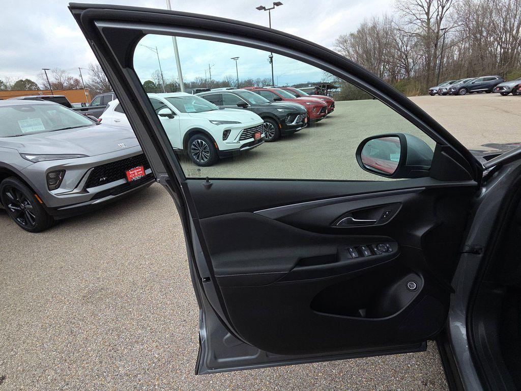 new 2026 Buick Envista car, priced at $26,789