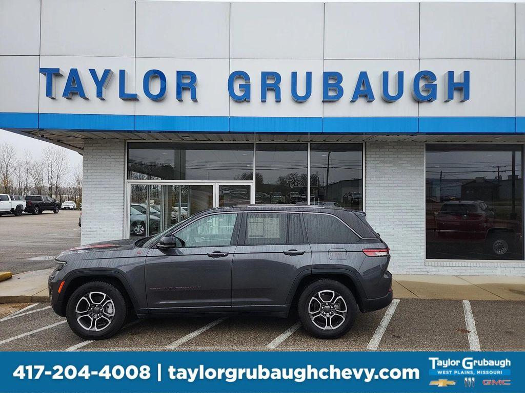 used 2022 Jeep Grand Cherokee car, priced at $28,978