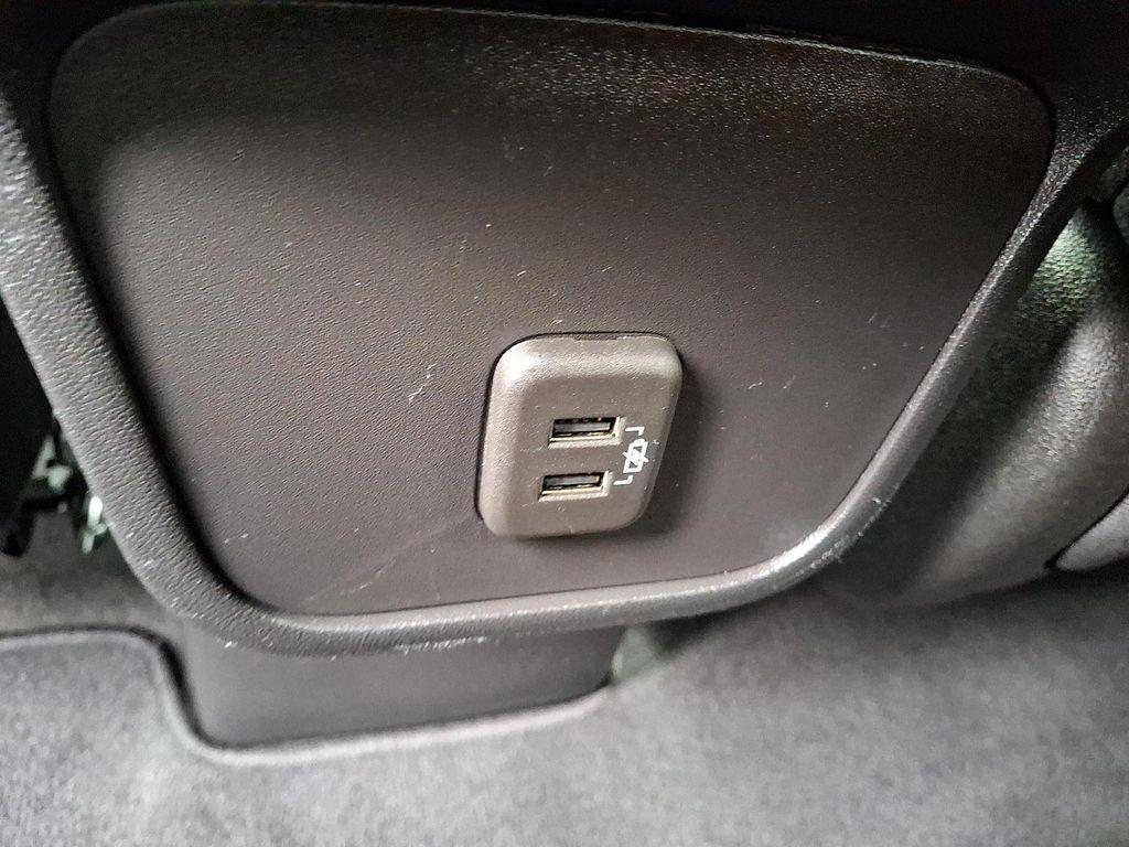 used 2022 Chevrolet Equinox car, priced at $19,999