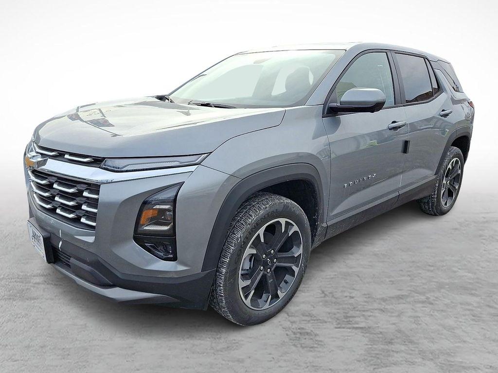 new 2026 Chevrolet Equinox car, priced at $32,840