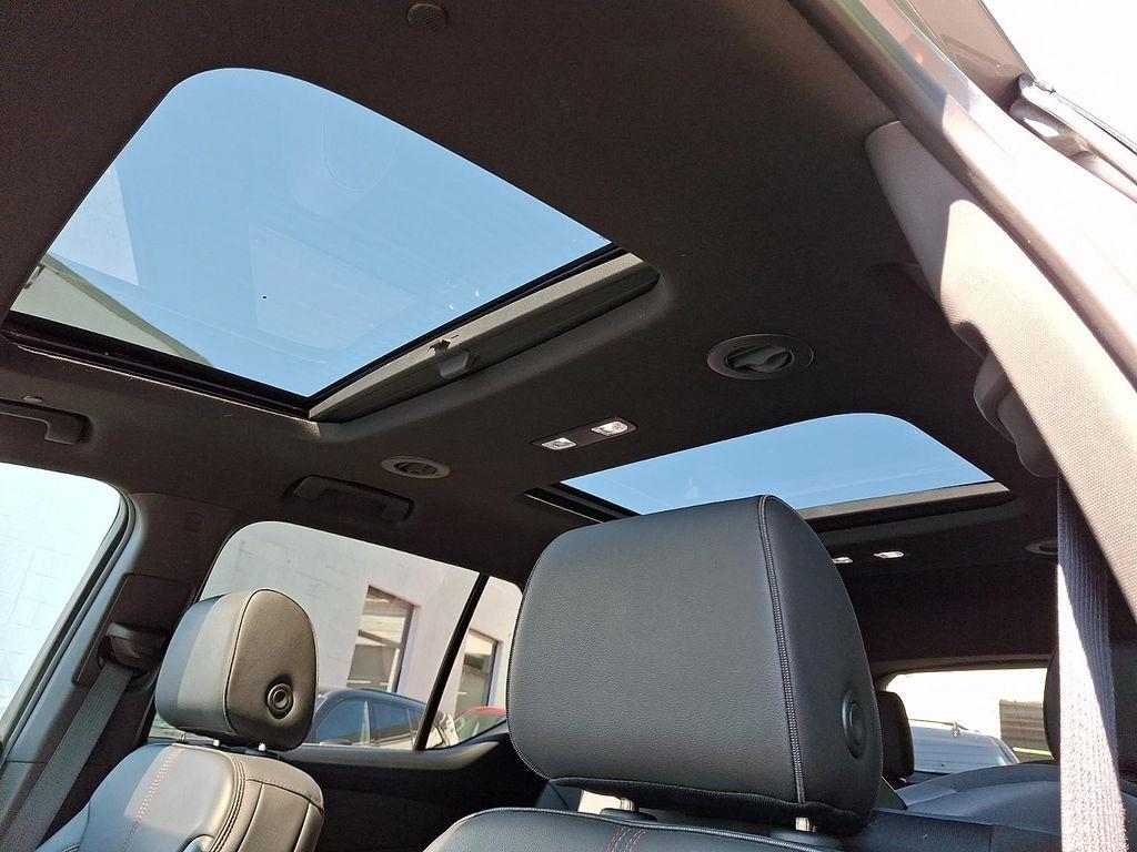 used 2023 Chevrolet Traverse car, priced at $37,485