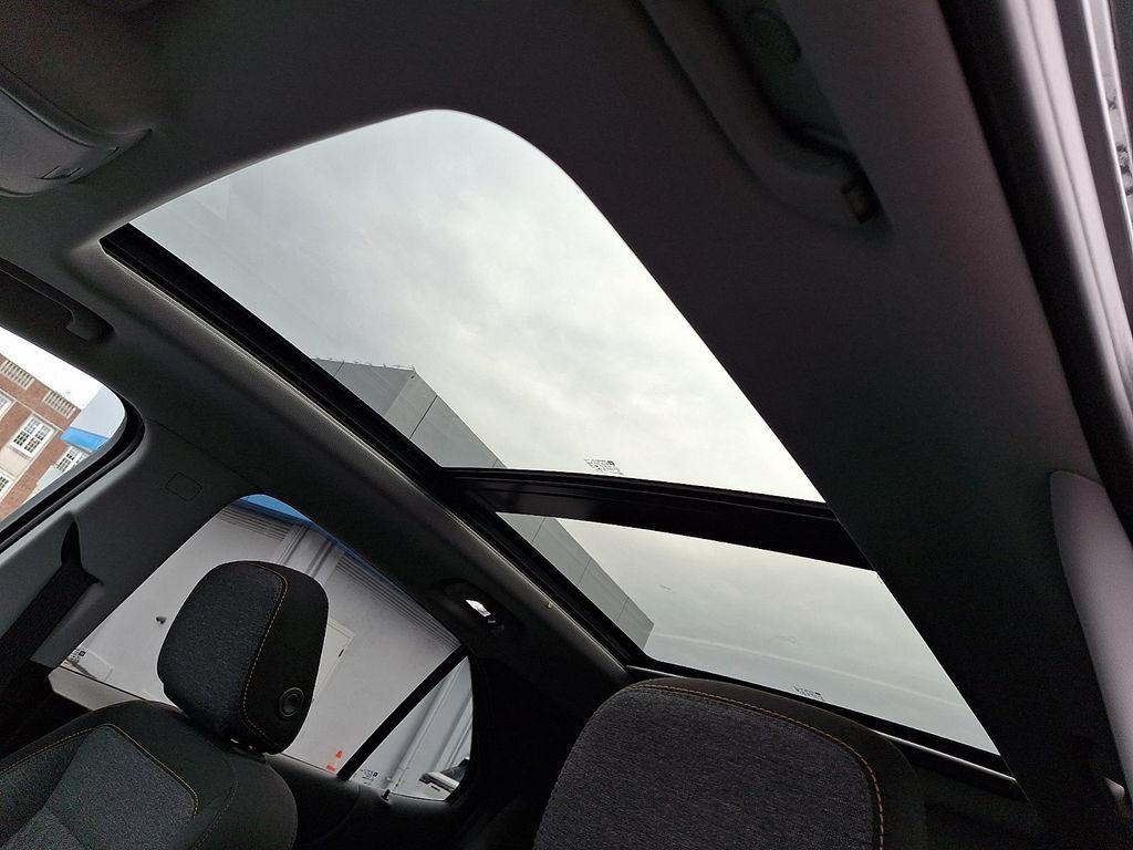 used 2023 Chevrolet Equinox car, priced at $22,767