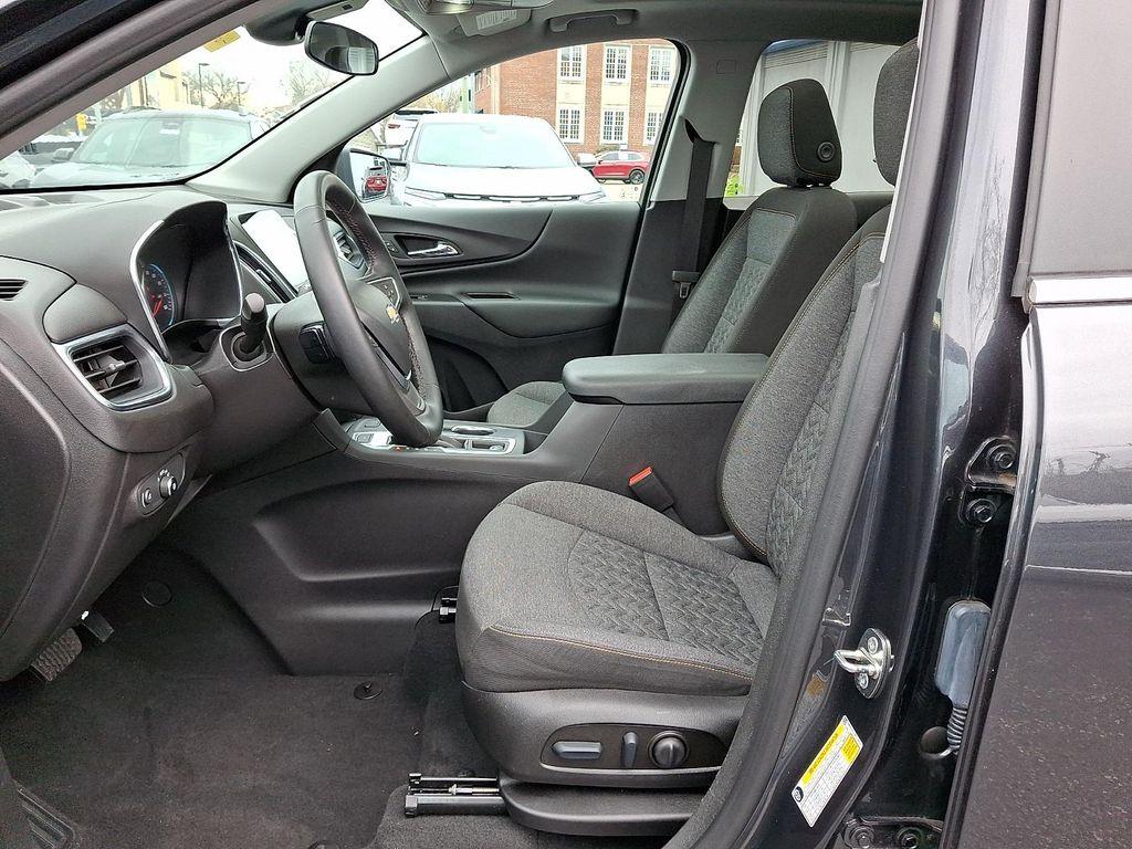 used 2023 Chevrolet Equinox car, priced at $22,767