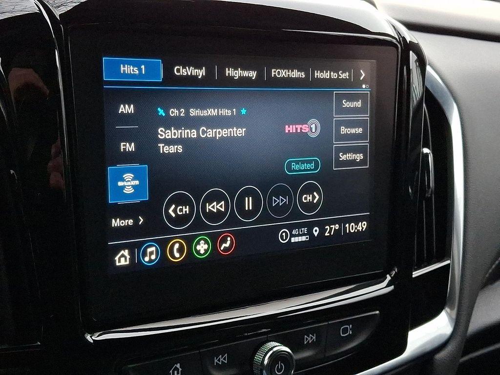 used 2023 Chevrolet Traverse car, priced at $28,999