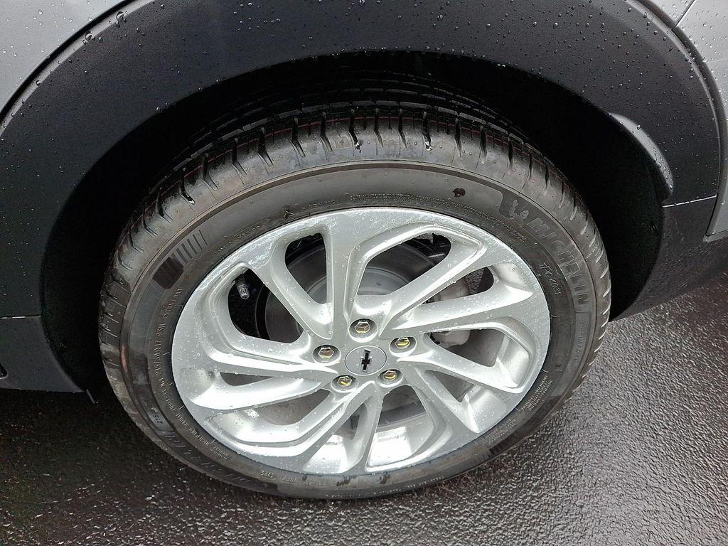 new 2027 Chevrolet Bolt car, priced at $29,990