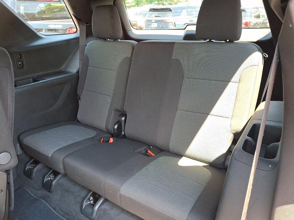 used 2023 Chevrolet Traverse car, priced at $32,678