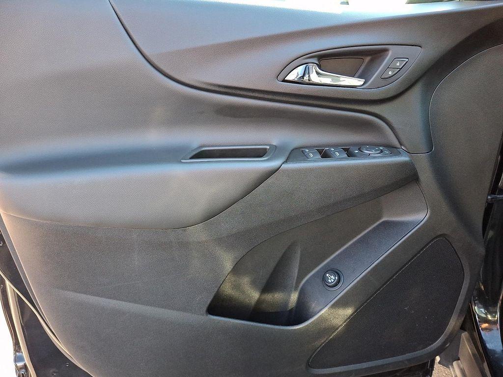 used 2024 Chevrolet Equinox car, priced at $21,444