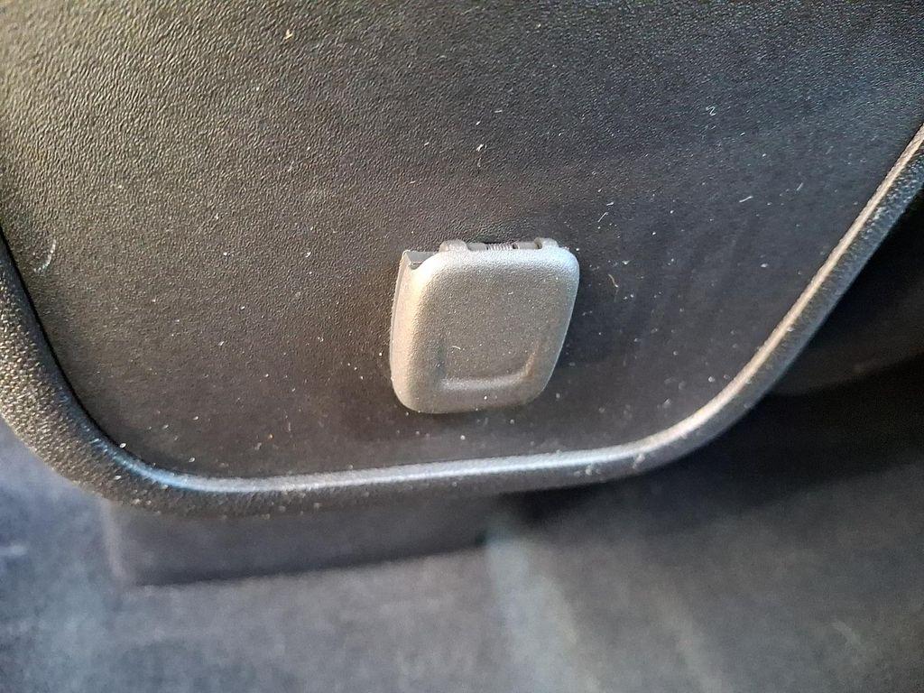 used 2018 Chevrolet Equinox car, priced at $15,995