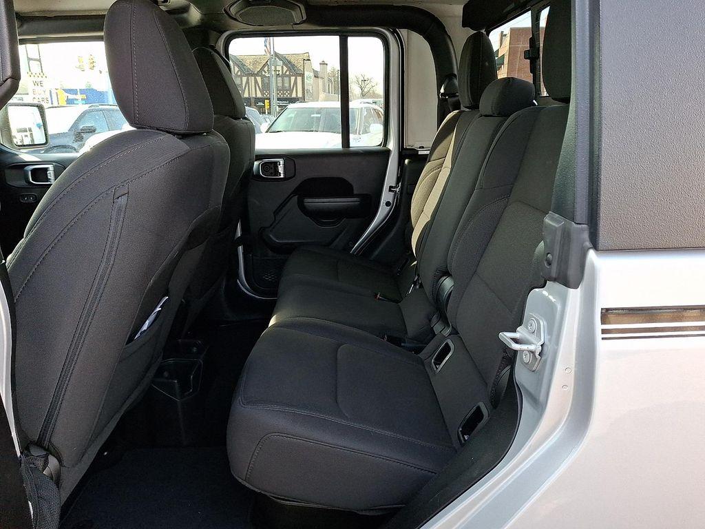 used 2023 Jeep Gladiator car, priced at $29,222