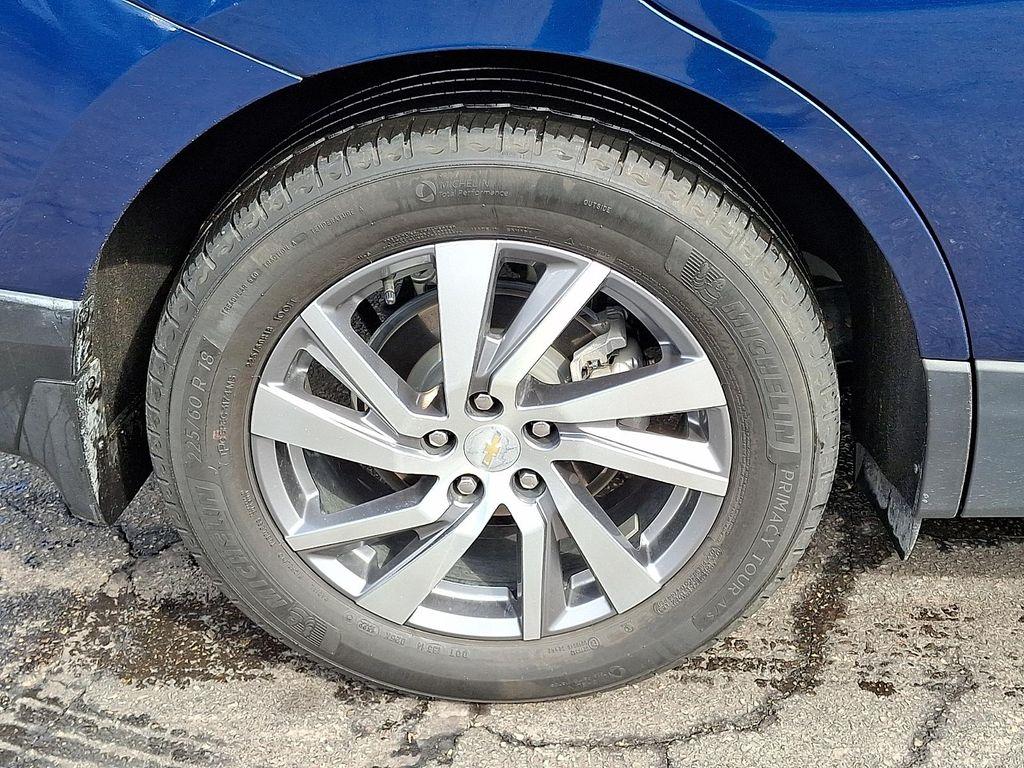 used 2022 Chevrolet Equinox car, priced at $22,988