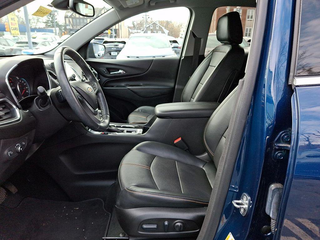 used 2022 Chevrolet Equinox car, priced at $22,988