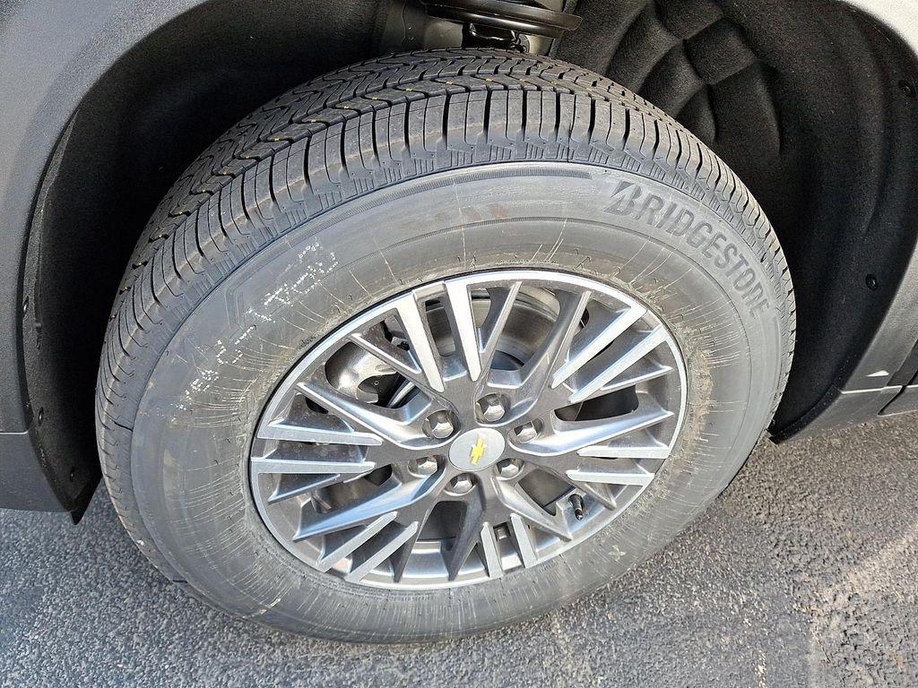 new 2026 Chevrolet Traverse car, priced at $44,630