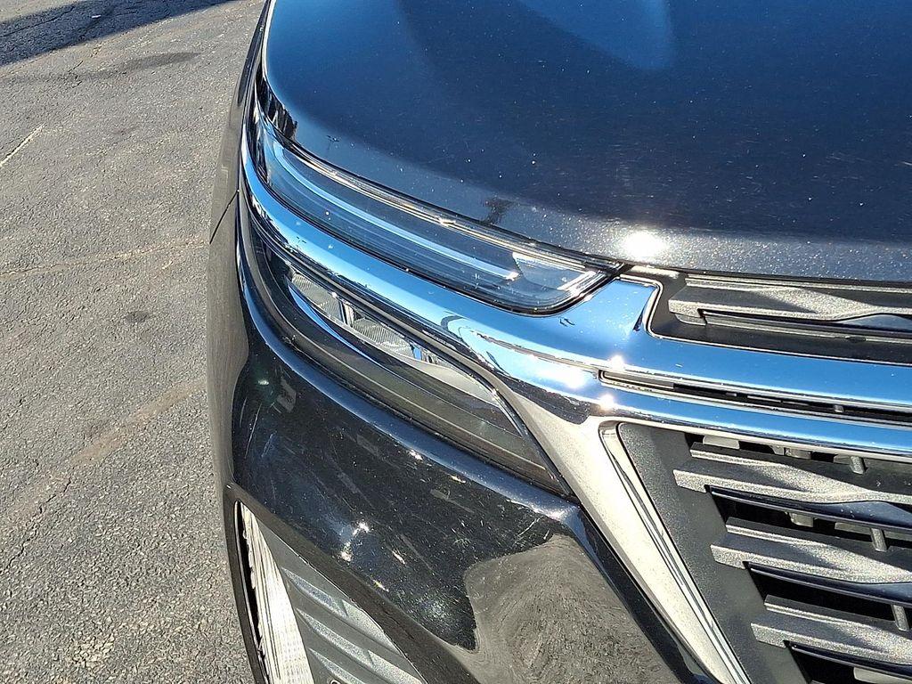 used 2024 Chevrolet Equinox car, priced at $21,967