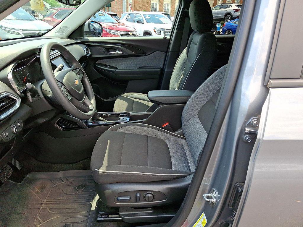 used 2023 Chevrolet TrailBlazer car, priced at $21,823