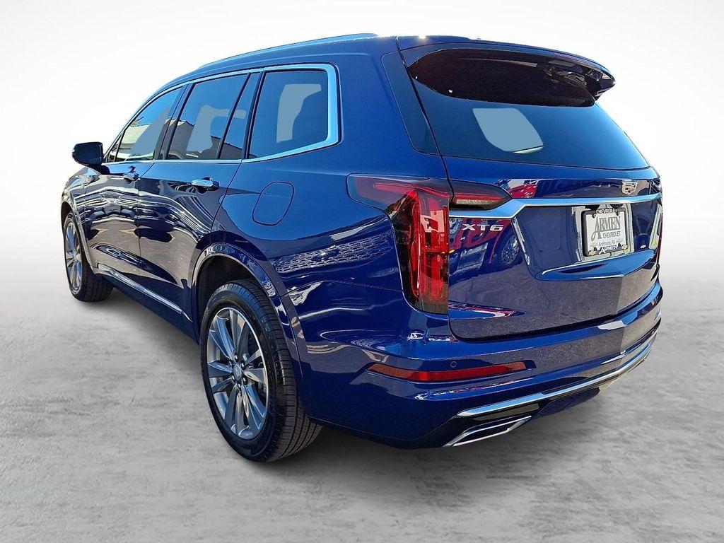 used 2025 Cadillac XT6 car, priced at $41,999