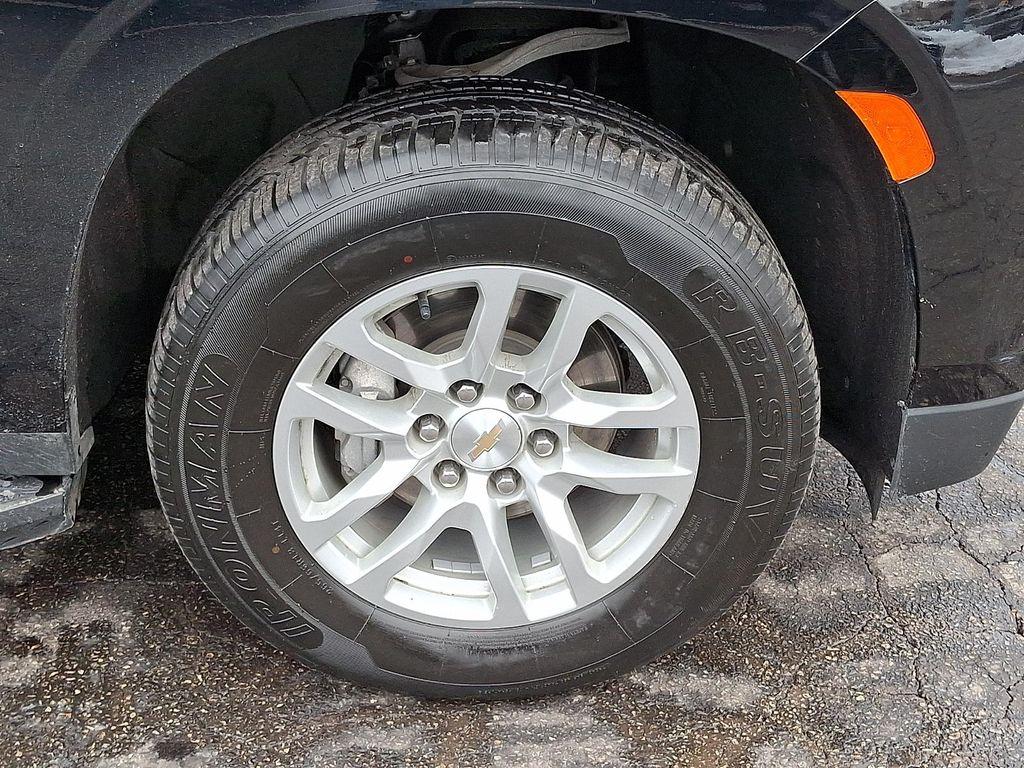 used 2024 Chevrolet Suburban car, priced at $49,555