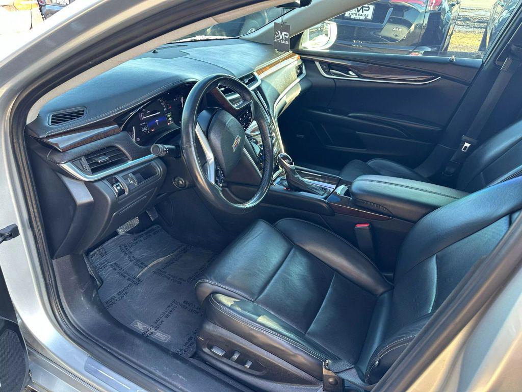 2017 Radiant Silver Metallic Cadillac XTS