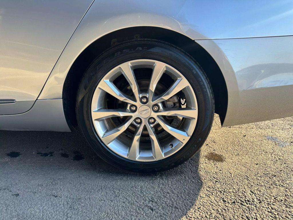 2017 Radiant Silver Metallic Cadillac XTS