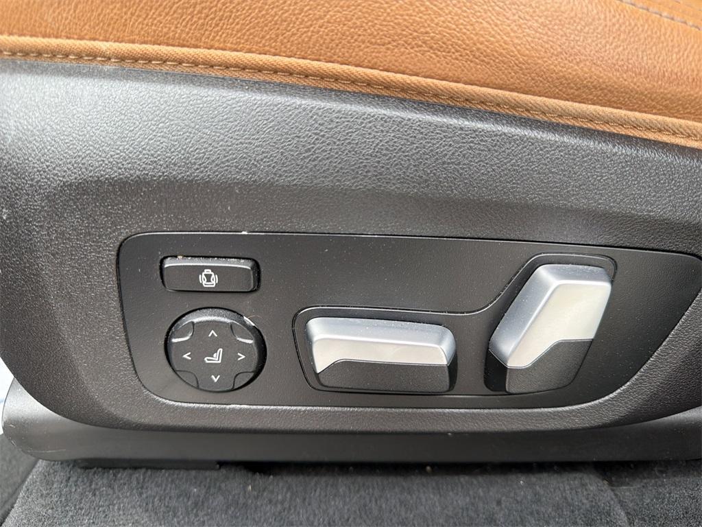 used 2021 BMW X3 car, priced at $23,321