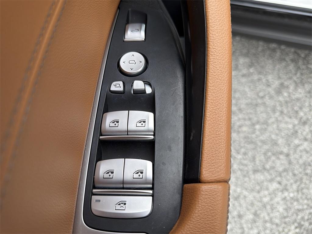 used 2021 BMW X3 car, priced at $23,321