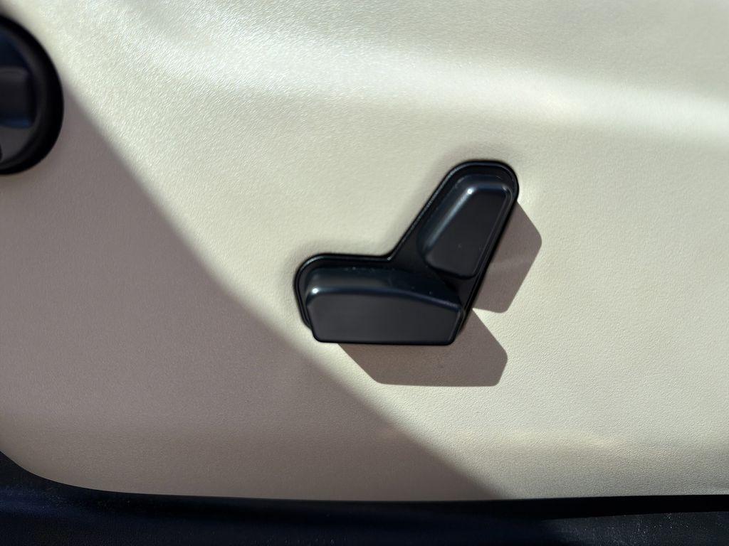 used 2018 Jeep Grand Cherokee car, priced at $19,448