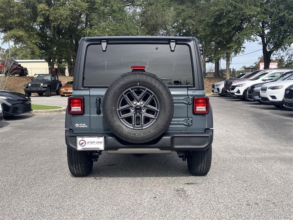 new 2026 Jeep Wrangler car, priced at $40,179