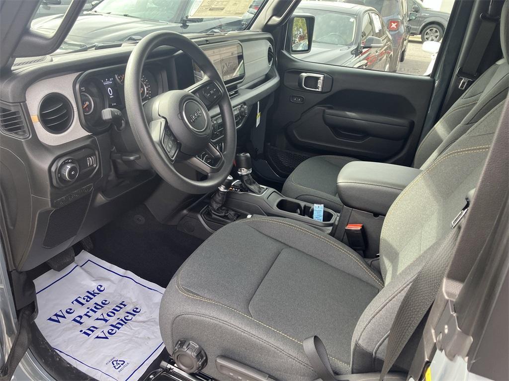 new 2026 Jeep Wrangler car, priced at $40,179