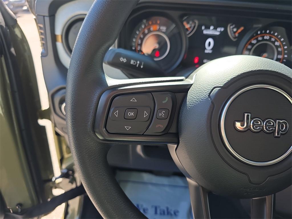 new 2026 Jeep Wrangler car, priced at $39,992