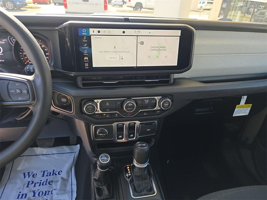 new 2026 Jeep Wrangler car, priced at $39,992