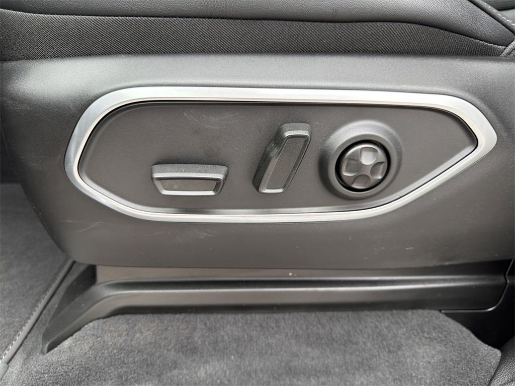 new 2026 Jeep Grand Wagoneer car, priced at $82,178