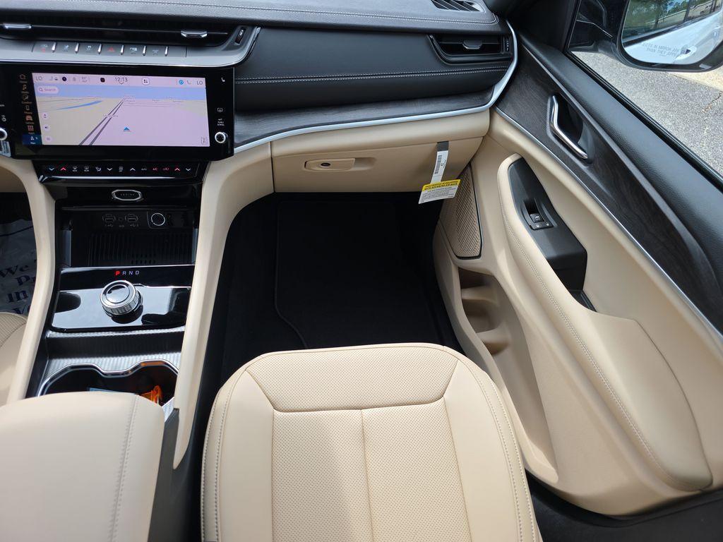 new 2026 Jeep Grand Cherokee L car, priced at $50,571