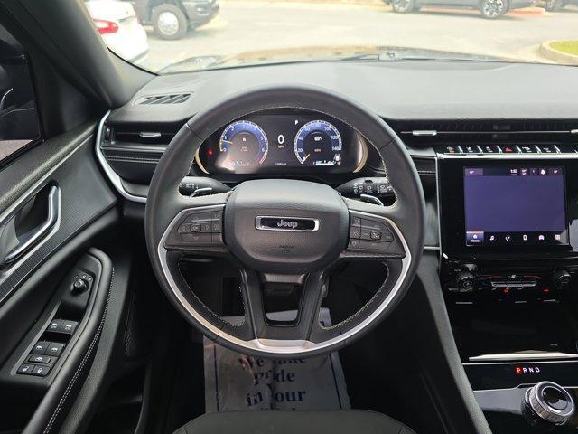 used 2025 Jeep Grand Cherokee car, priced at $31,321