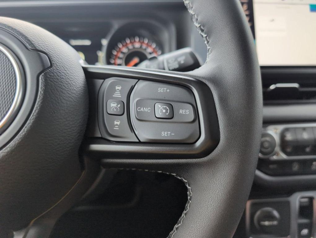 new 2026 Jeep Wrangler car, priced at $47,087