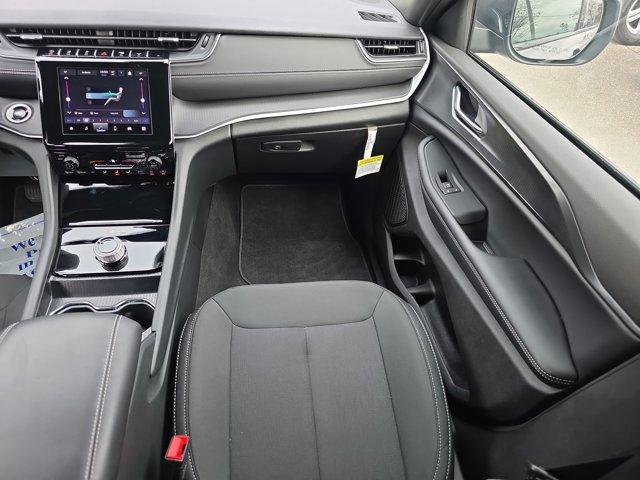 new 2025 Jeep Grand Cherokee car, priced at $32,620