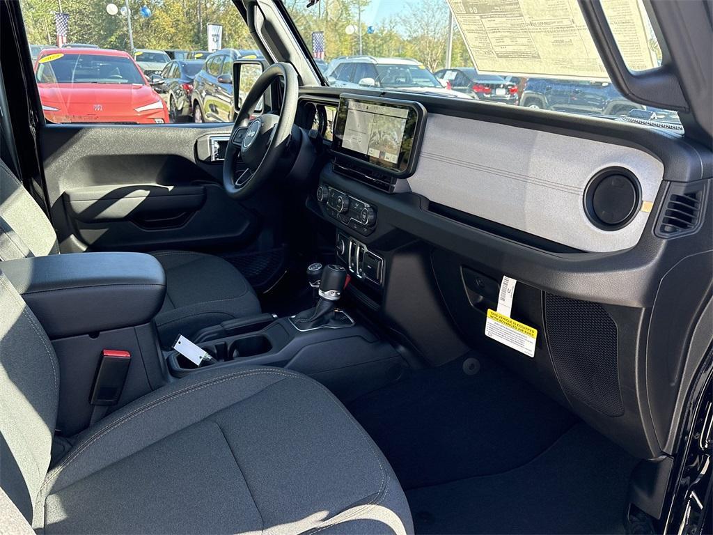 new 2026 Jeep Wrangler car, priced at $41,608