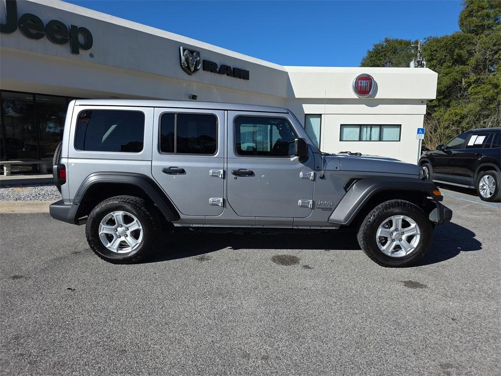 used 2021 Jeep Wrangler Unlimited car, priced at $26,423