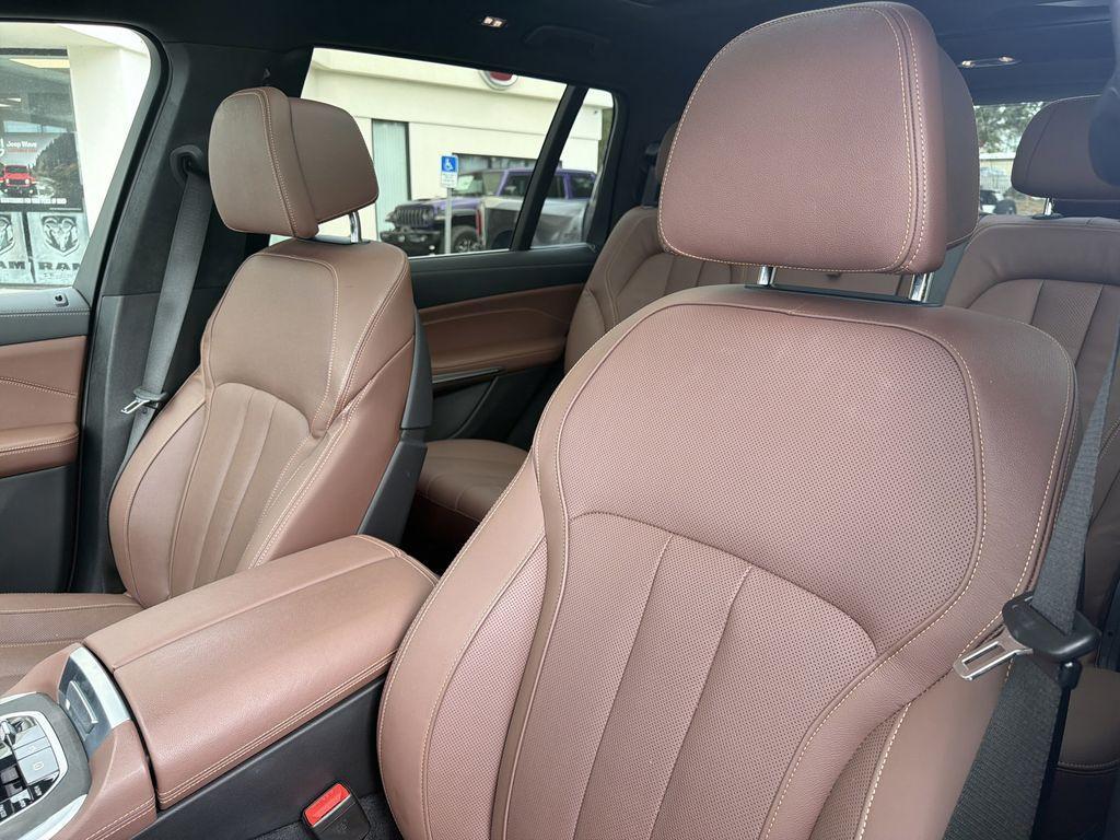 used 2022 BMW X7 car, priced at $39,925