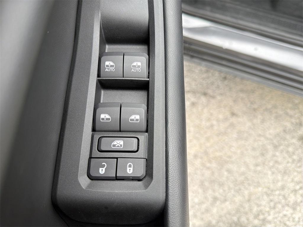 new 2025 Jeep Grand Cherokee car, priced at $29,973