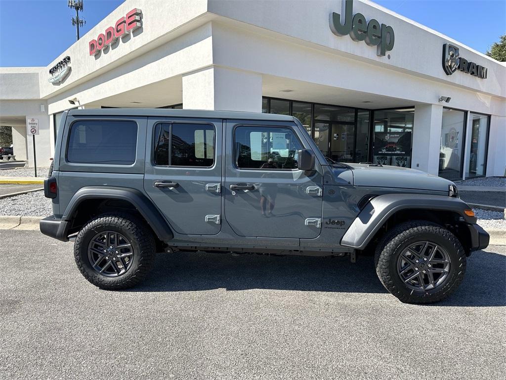 new 2026 Jeep Wrangler car, priced at $47,748