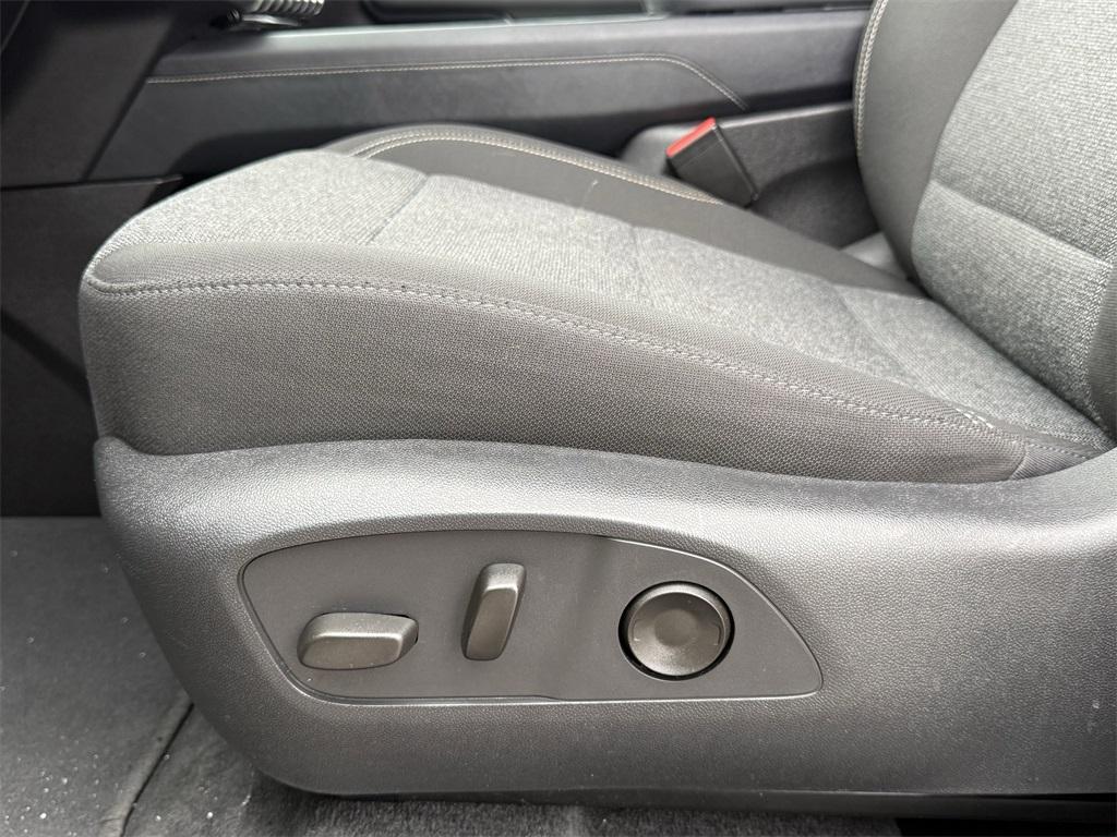 used 2025 GMC Acadia car, priced at $37,837