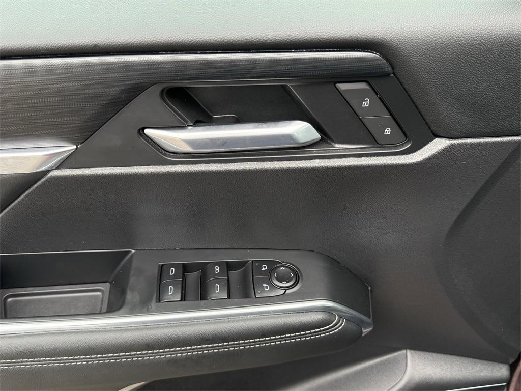 used 2025 GMC Acadia car, priced at $37,837