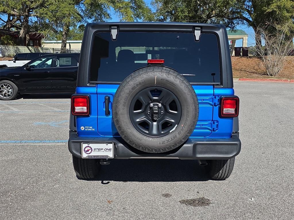 new 2026 Jeep Wrangler car, priced at $39,421