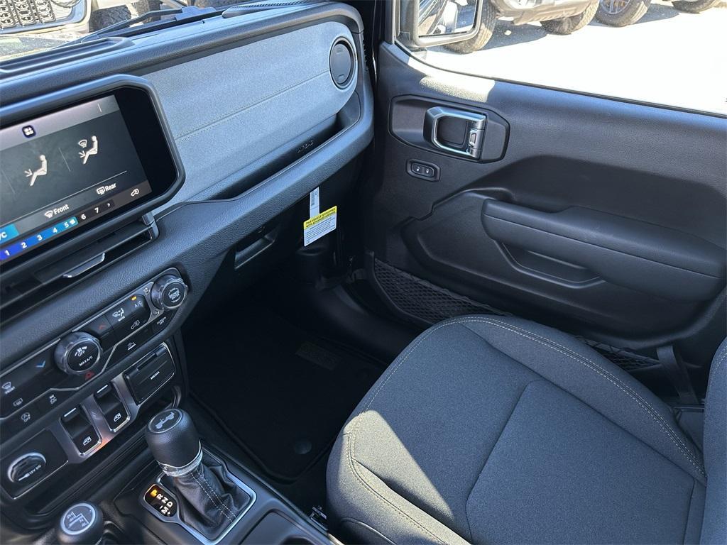 new 2026 Jeep Wrangler car, priced at $34,679