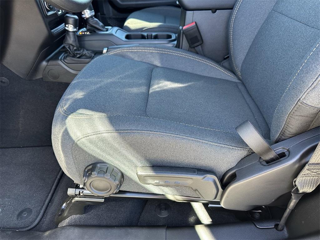 new 2026 Jeep Wrangler car, priced at $34,679