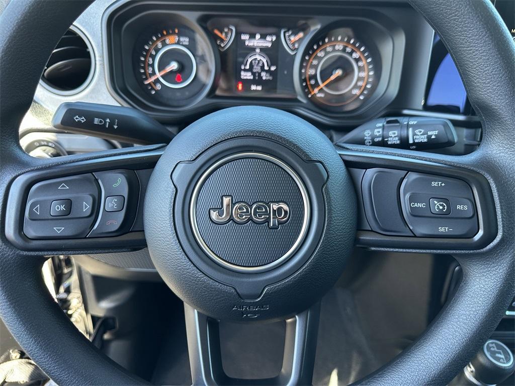 new 2026 Jeep Wrangler car, priced at $34,679