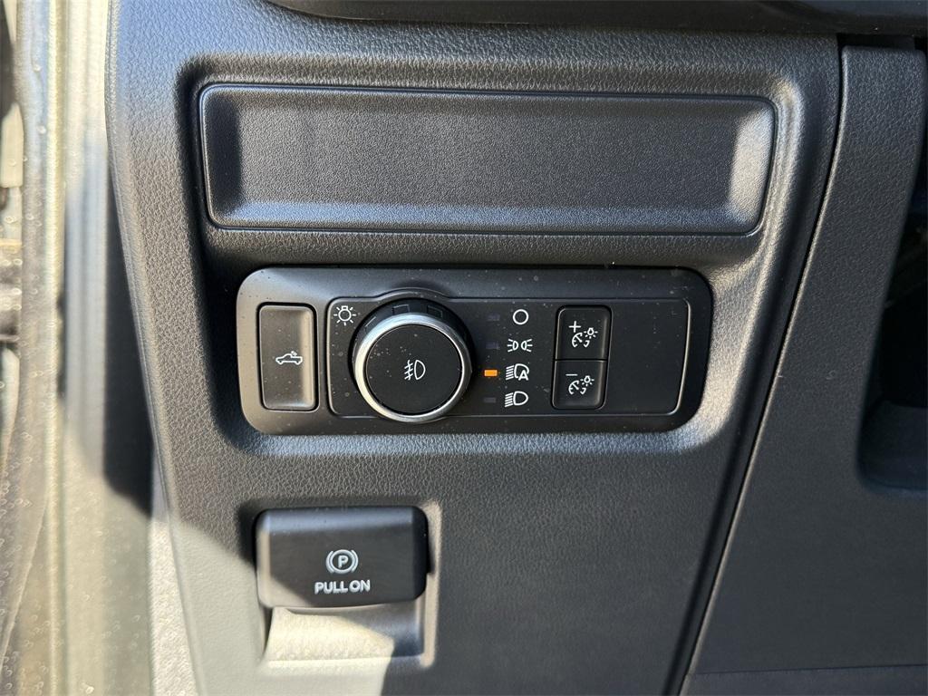 used 2022 Ford F-150 car, priced at $31,534