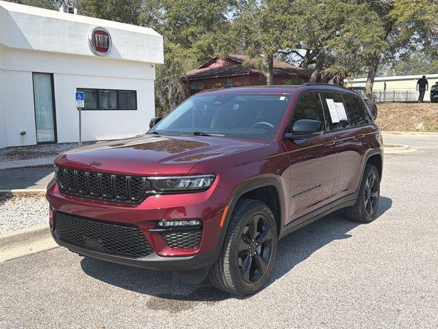 used 2024 Jeep Grand Cherokee car, priced at $35,728
